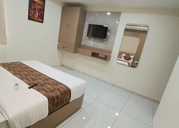 Hotel Radhe Raas