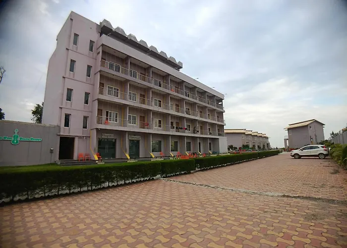 Parth King Beach Resort