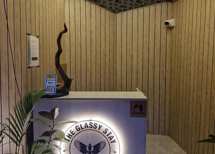 Theglassystay