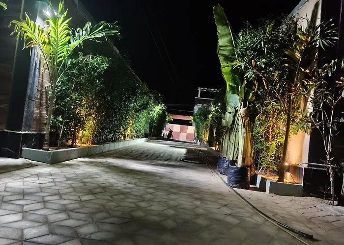 Tripo Bay Inn
