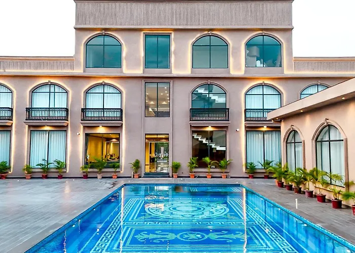 Aakash Retreat
