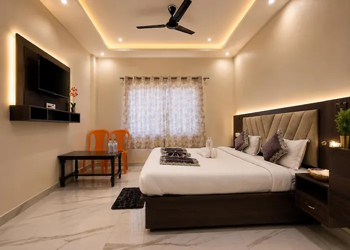 Hotel A-Abhinandan Palace Near Ram Mandir
