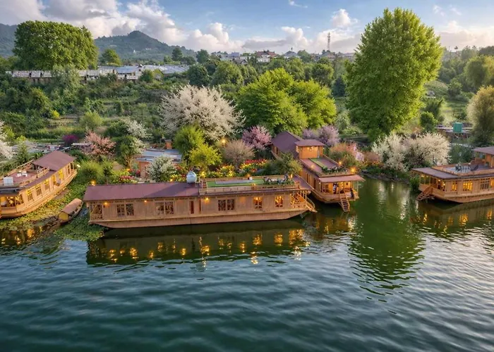 Floating Luxury Group Of Houseboats