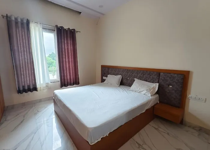 Hotel Mansarover