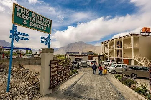The Barley Dine Cafe, Hotel And Hostel