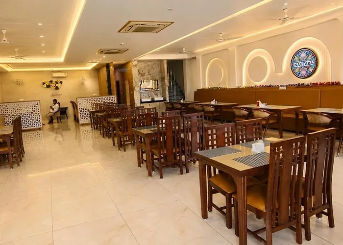 The Pearl Hotel Rampur Only For National Guest