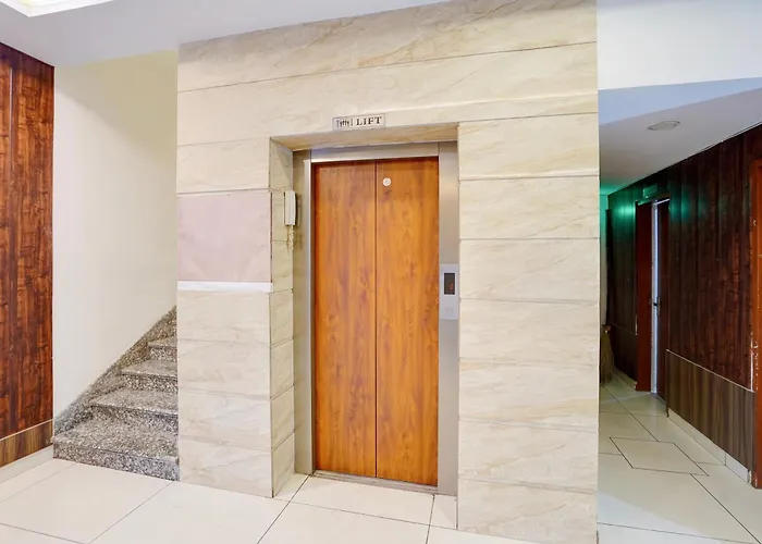 Super Townhouse Kurukshetra University Formerly Sr Grand