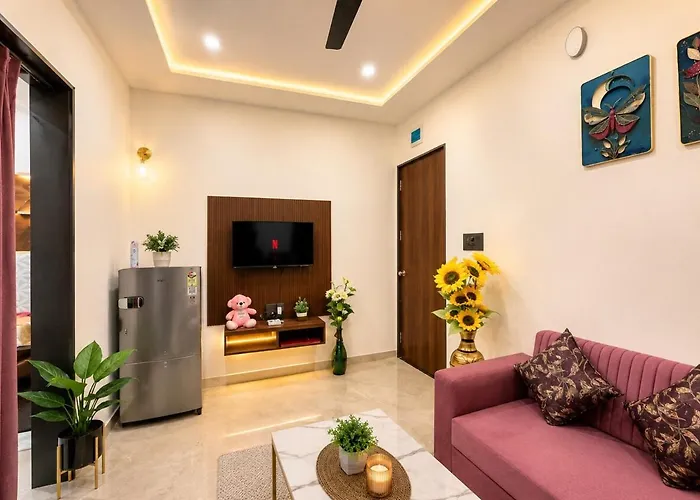 Premium 1Bhk Near Vijay Nagar & Bombay Hospital