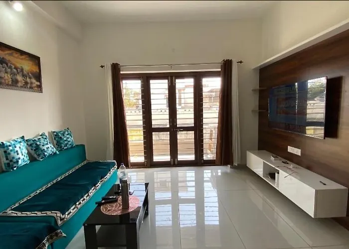 A Cute Little 1Bhk Which Can Accommodate 4 People