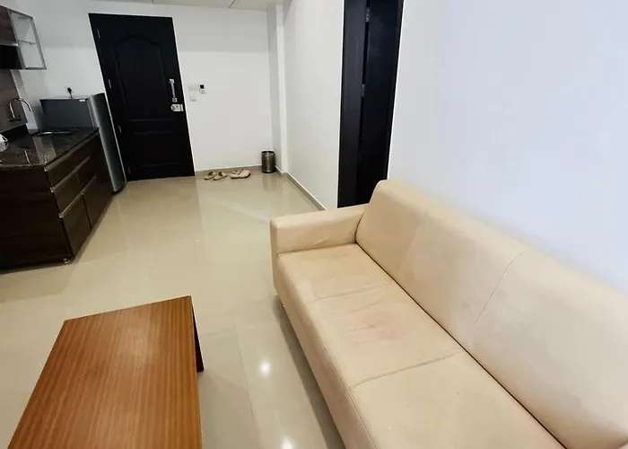 Modern Seaside Apartment