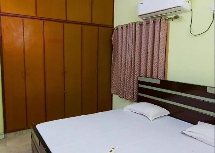 Vaikuntapuram Service Apartments