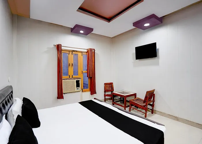 Hotel O Jhandi Palace