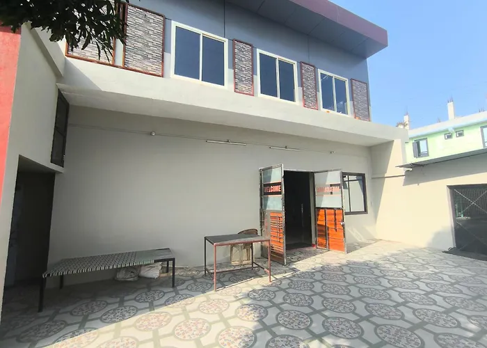 Vivek Hotel