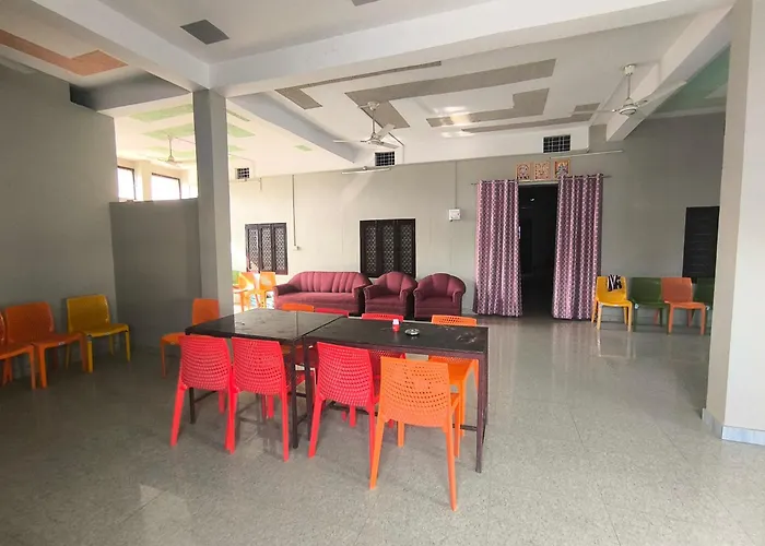 Vivek Hotel
