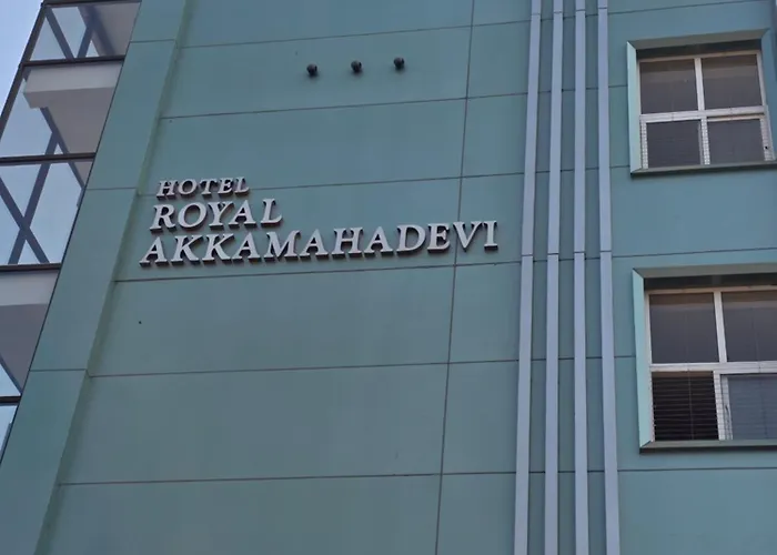 Hotel Royal Akkamahadevi