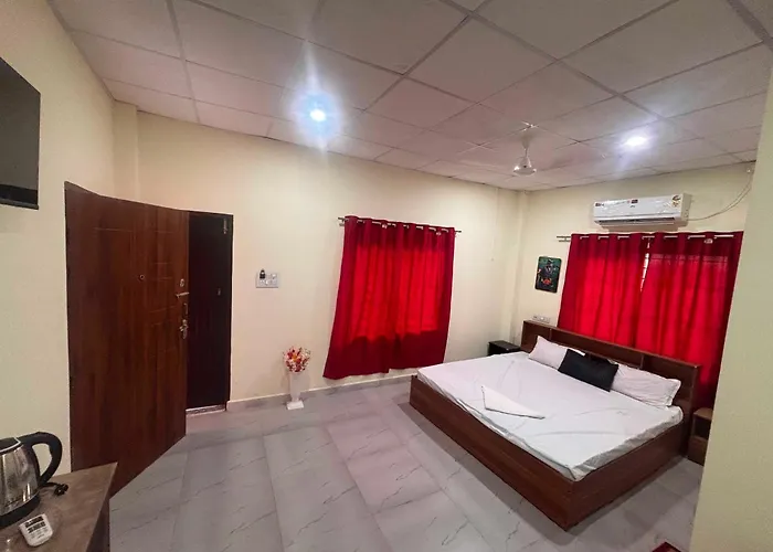 Collection O Deepor Beel Formerly Hayat Hill Top