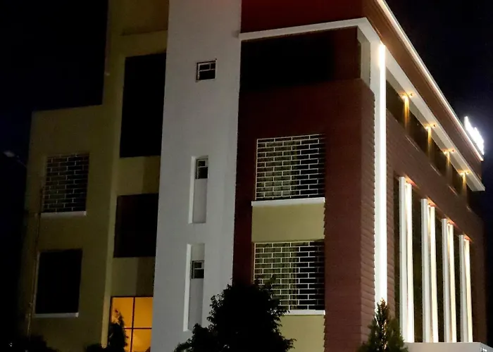 Hotel Ellora Pride