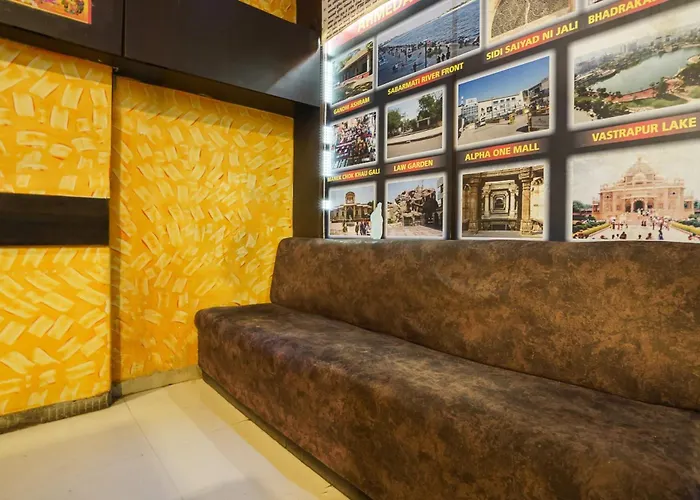 Hotel O Crystal Ahmedabad