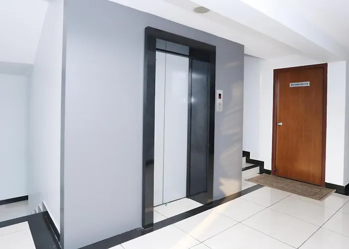 Super Townhouse Malabar Illam Kochi