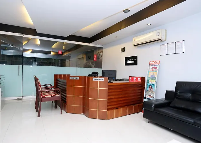 Townhouse Malabar Illam Kochi Hotel