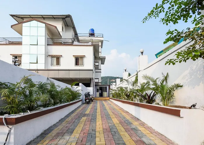 Hotel O By Oyo Dwarka Lodge