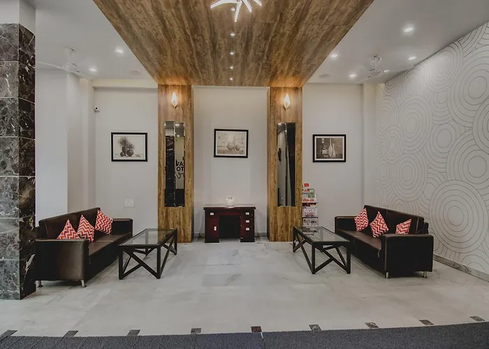 Collection O Rajdhani Hotel