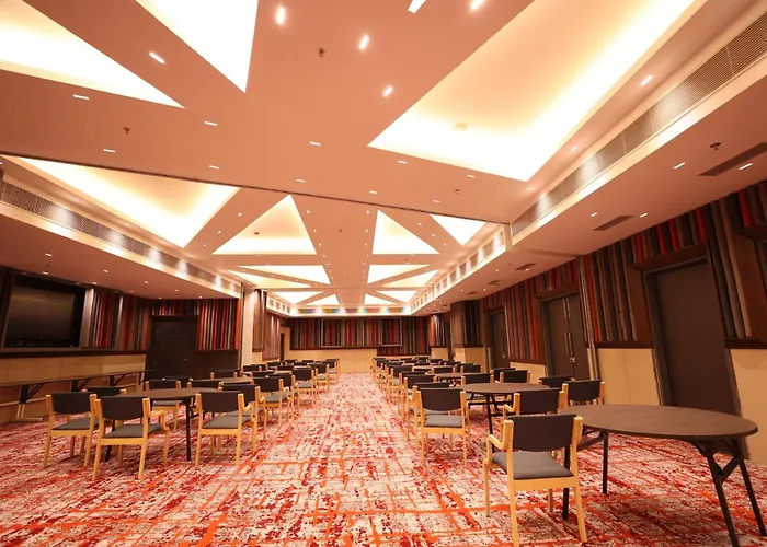 Holiday Inn Express & Suites Jaipur Gopalpura By Ihg