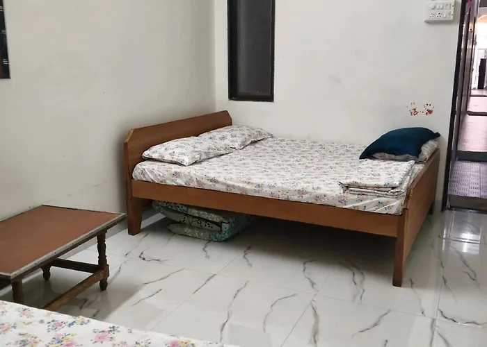 Hotel Madhav Bhakta Nivas