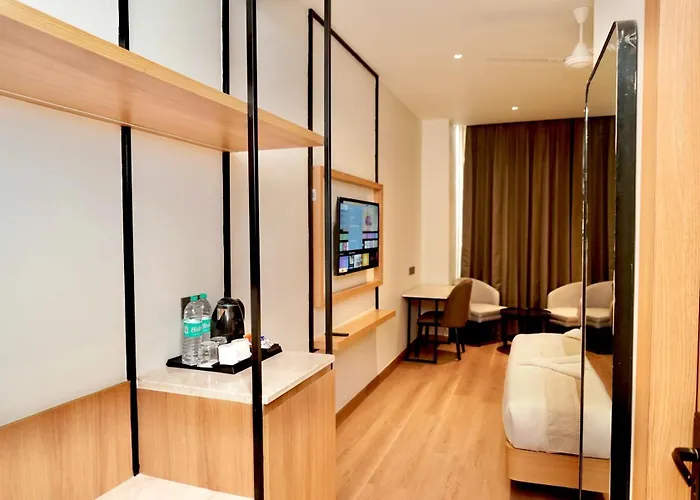 Hotel Hpb Grand