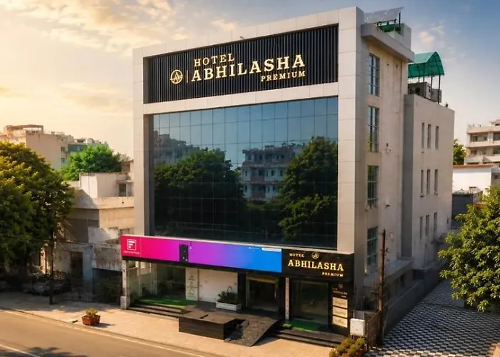 Hotel Abhilasha Premium