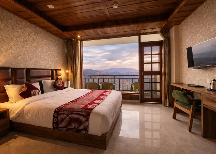 Aurelion - A Valley View Hotel Facing Towards Snow Capped Mountains