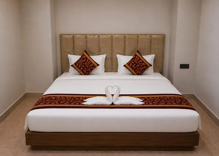 Hotel Awadh Shree Palace Ll Near Ram Mandir
