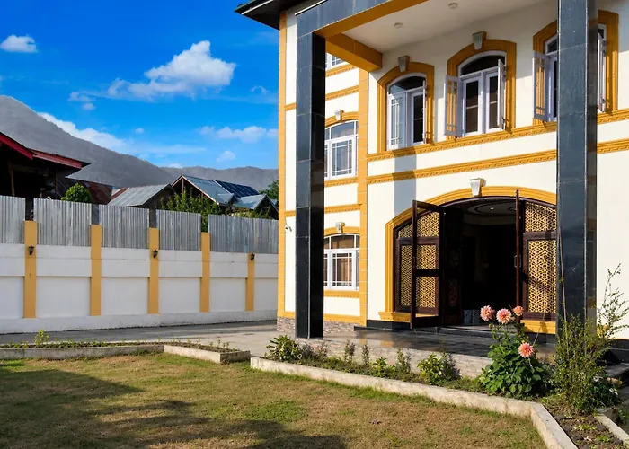 Collection O Shalimar Garden Srinagar Formerly Pine Hills