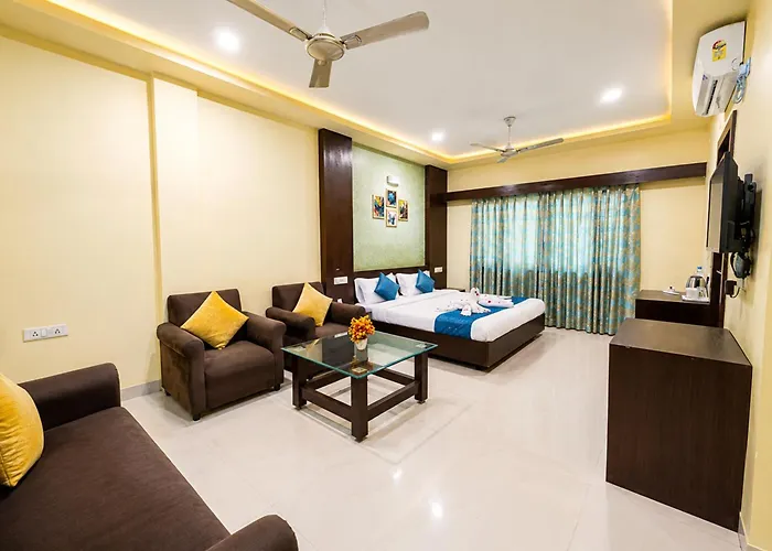 Hotel Surya Resort