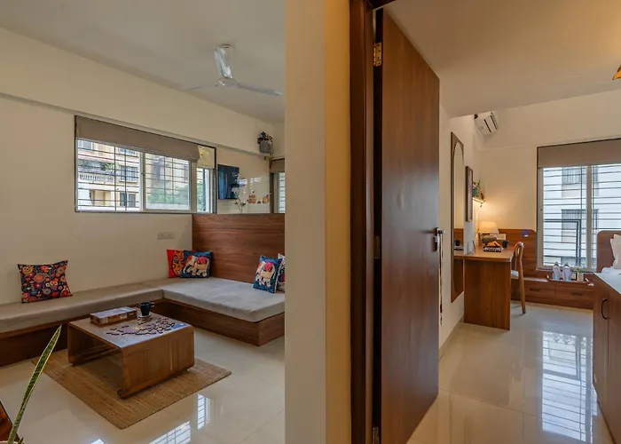 Liveaway Pune, Viman Nagar By Pack