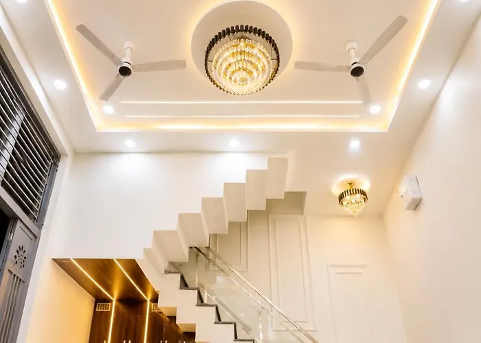 Hotel Bala Ji Palace Near Shree Ram Mandir