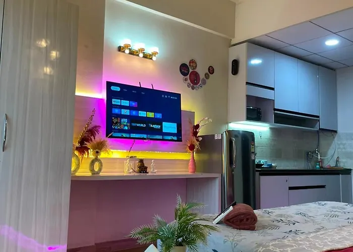 Sleek Suites