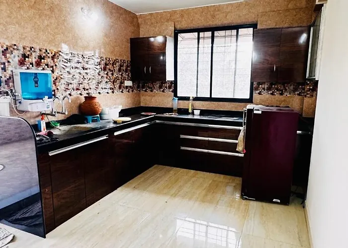 Luxury Apartment Near Ravinagar Square