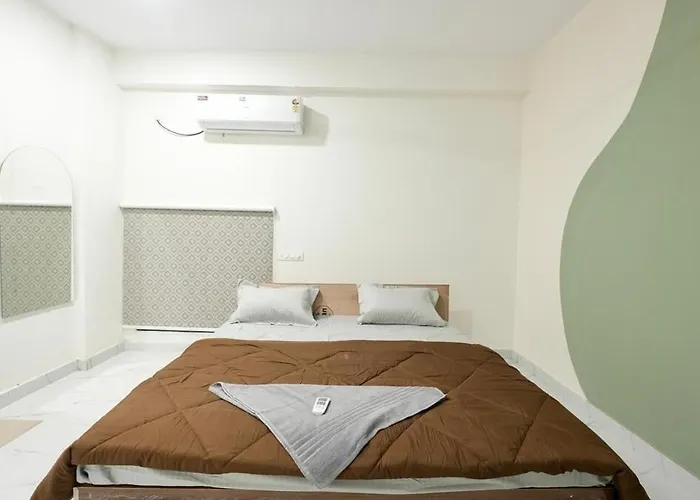 Olive & Ivory Retreat 3Bhk Khajaguda