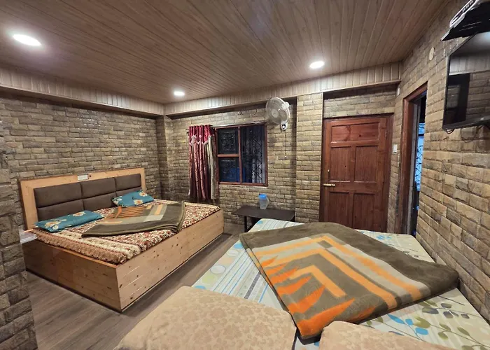 Mehdudia Guest House Shimla