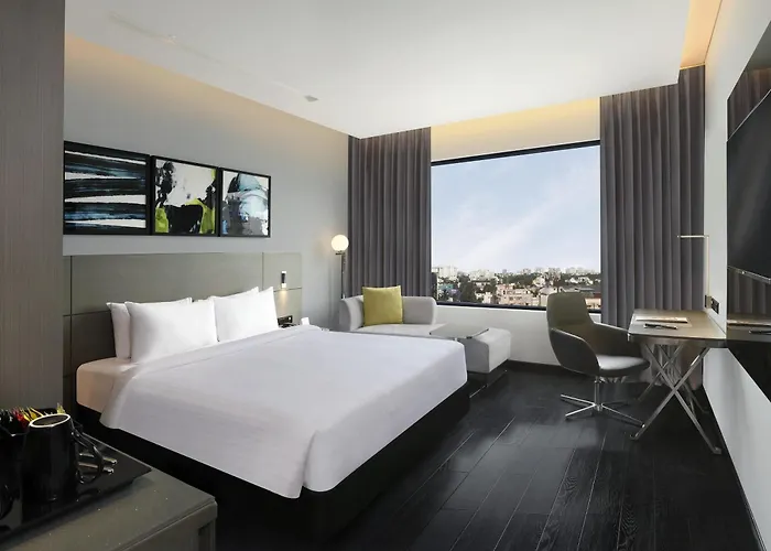 Novotel Chennai Chamiers Road