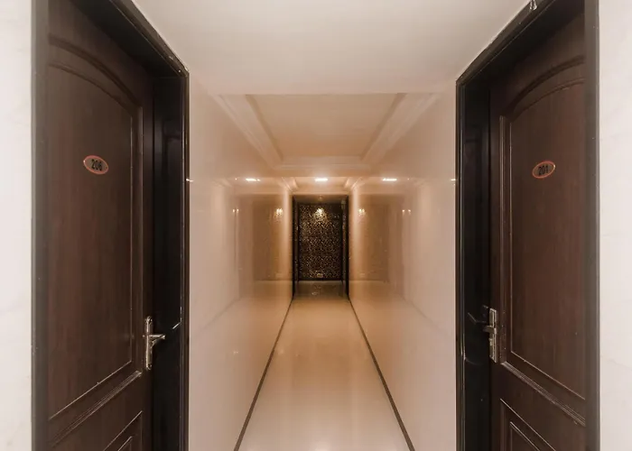 Super Hotel O Solitaire