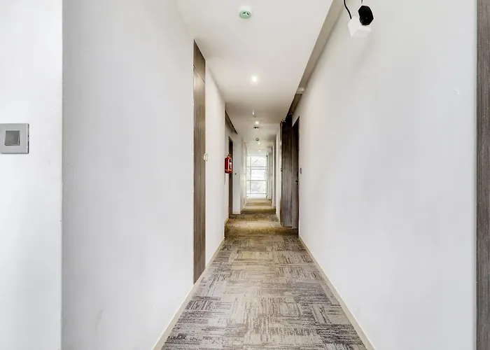 Sleek Townhouse Galexia Hotel And Resorts