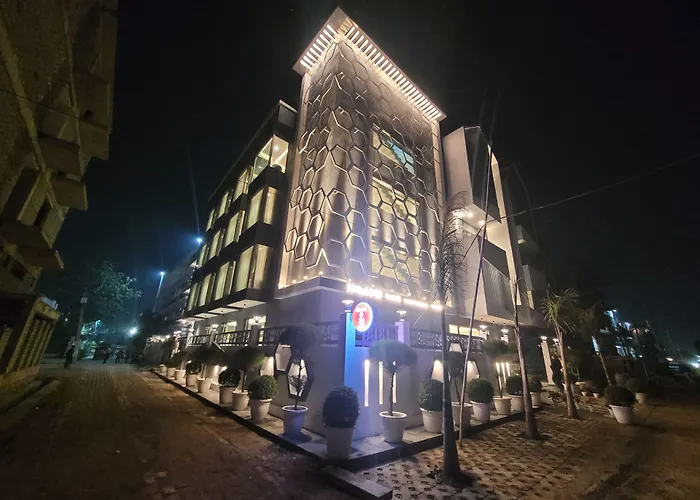 Hotel Rj