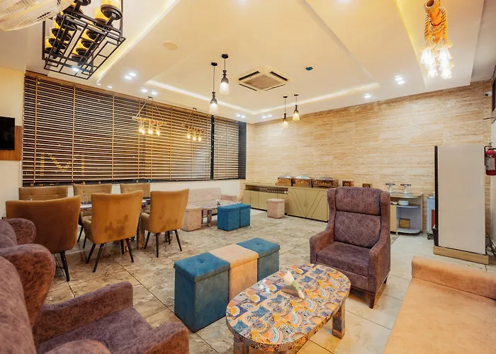 Hotel Vasdaa Grand