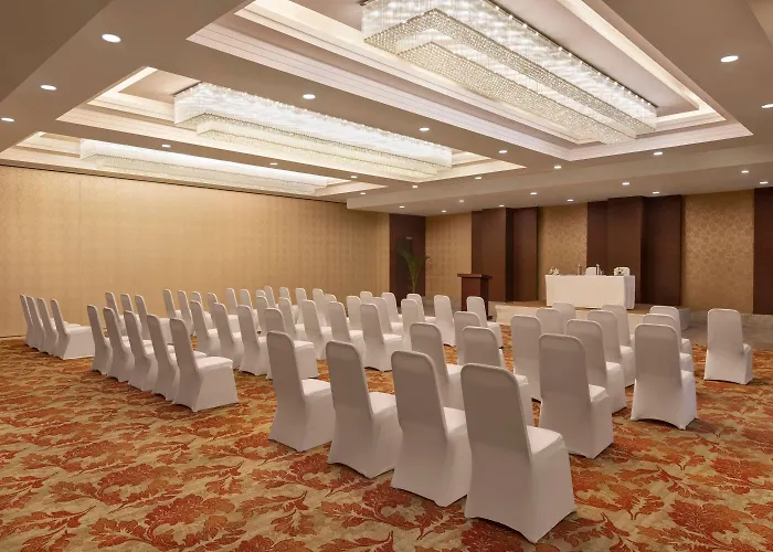 Ramada By Wyndham New Delhi Pitampura Hotel