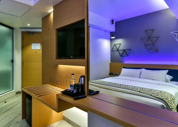 Indie Stays, Bkc