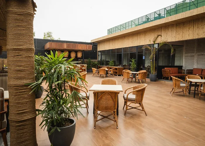 Zone Connect By The Park Saket New Delhi Hotel