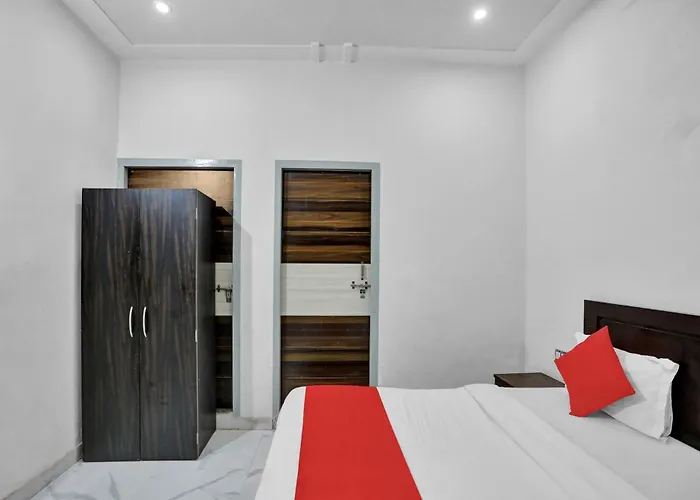 Hotel O Krishna Palace Vrindavan