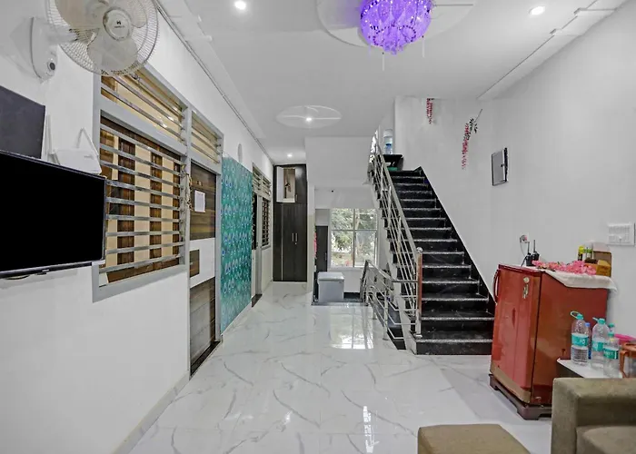 Hotel O Krishna Palace Vrindavan